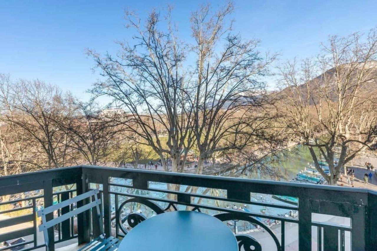 The Red Heart Of Annecy - Beautiful Apartment For 4 People Εξωτερικό φωτογραφία