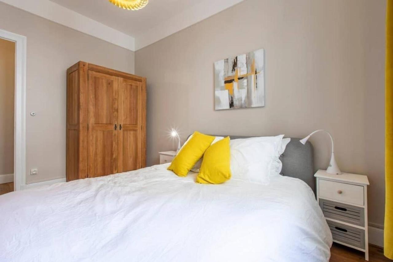 The Red Heart Of Annecy - Beautiful Apartment For 4 People Εξωτερικό φωτογραφία